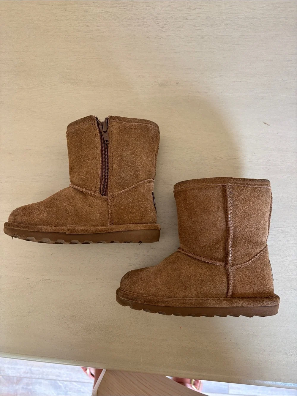 BEARPAW Toddler Size 9 Hickory Suede Side-Zip Boots